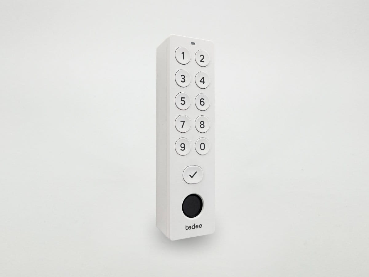 Tedee Keypad PRO blanco con PIN y huella
